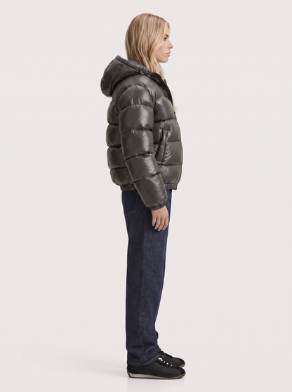Women army green cropped hooded puffer jacket with horizontal quilting and glossy finish, side view