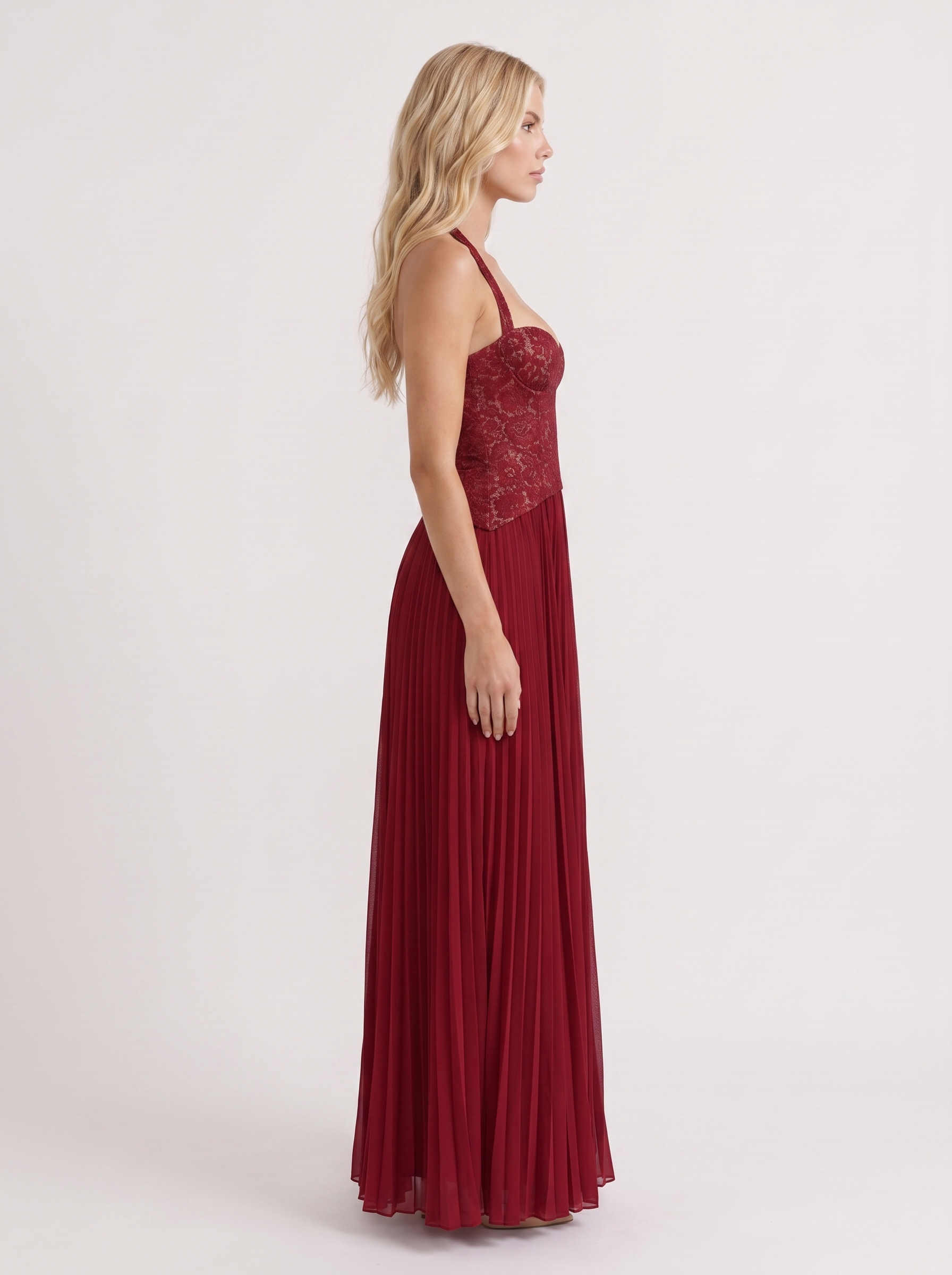 Women red floral lace bodice maxi dress with pleated skirt