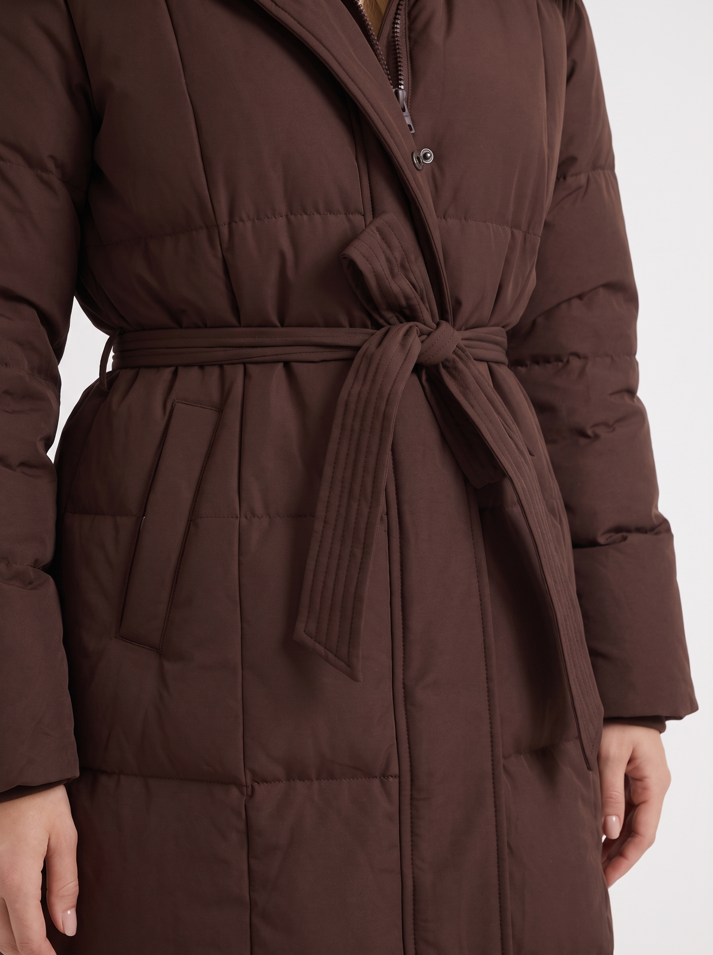 Women brown coat with vertical quilting and hooded design