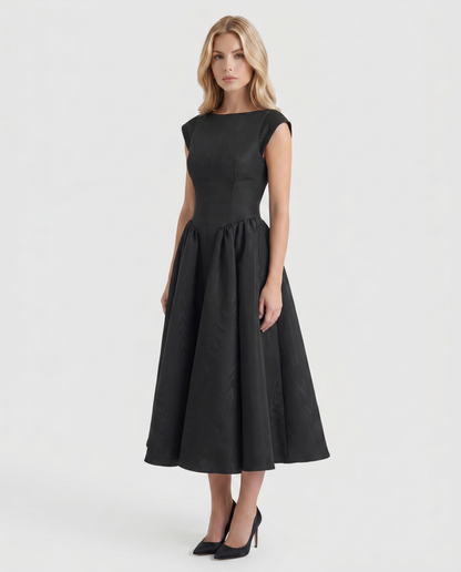 Anna Flare Midi Dress - Black