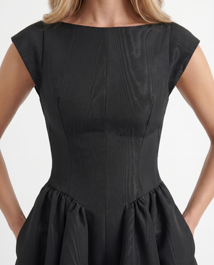 Anna Flare Midi Dress - Black