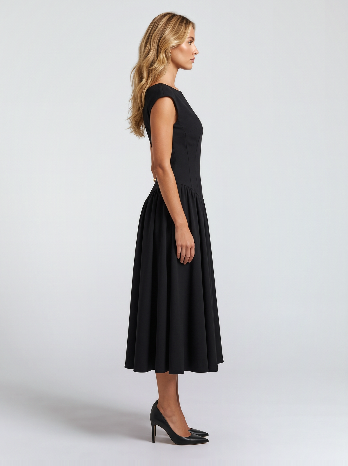 Augusta Structured Midi Dress - Black