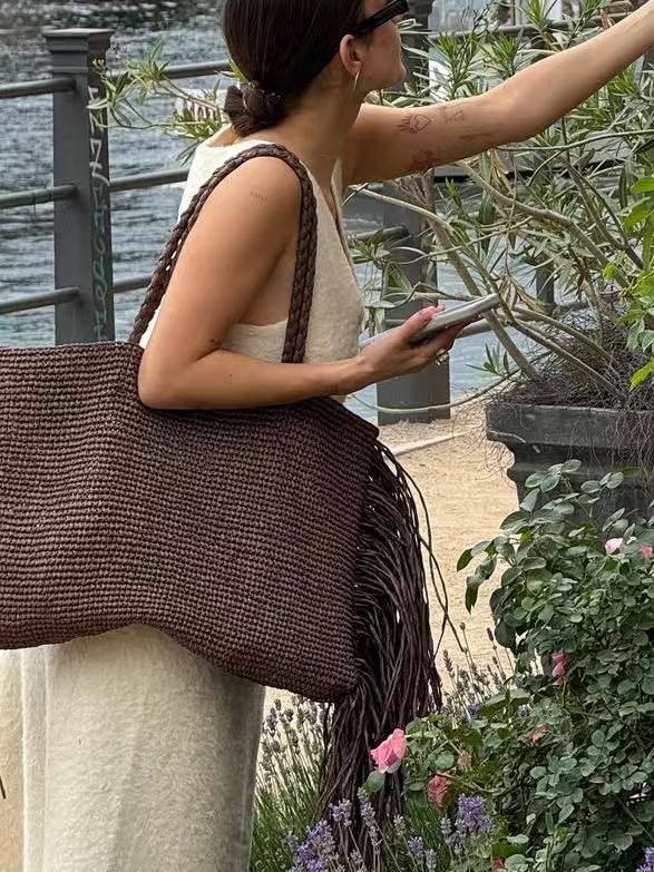 Women brown tote bag with fringe trim and woven body