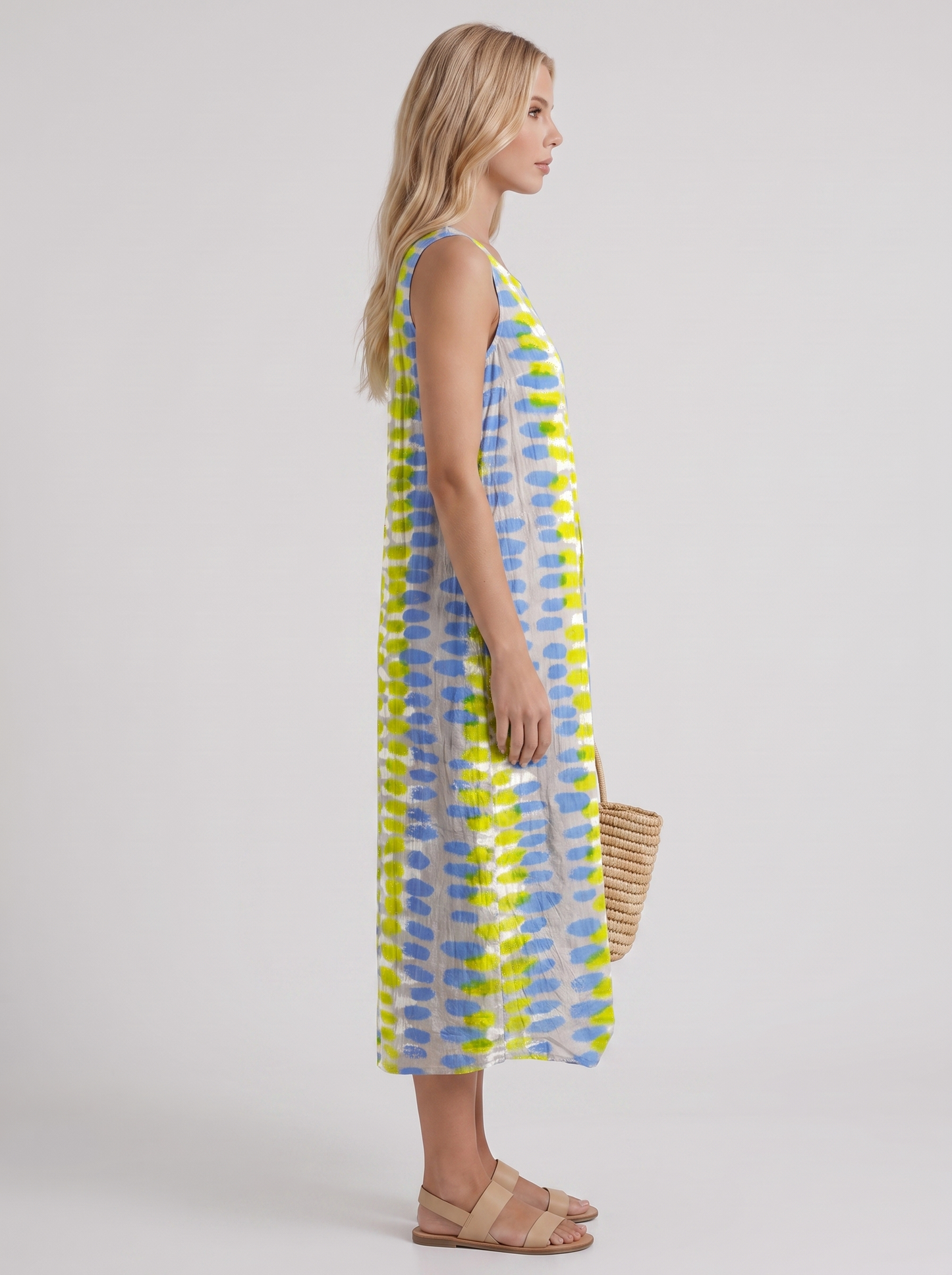 Women multicolor printed midi dress with round neckline and all over print