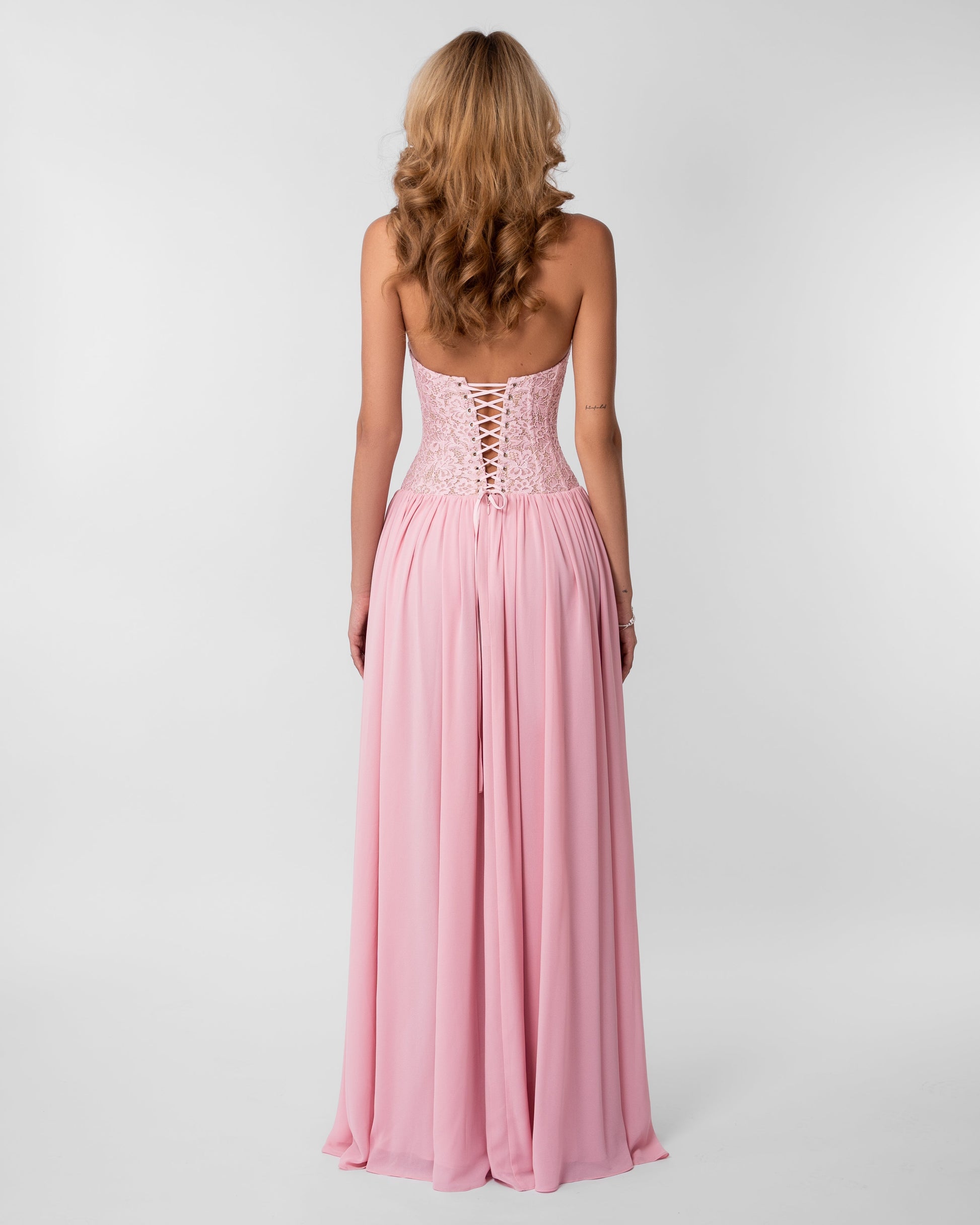 Women pink lace corset maxi dress with sweetheart neckline and lace up back