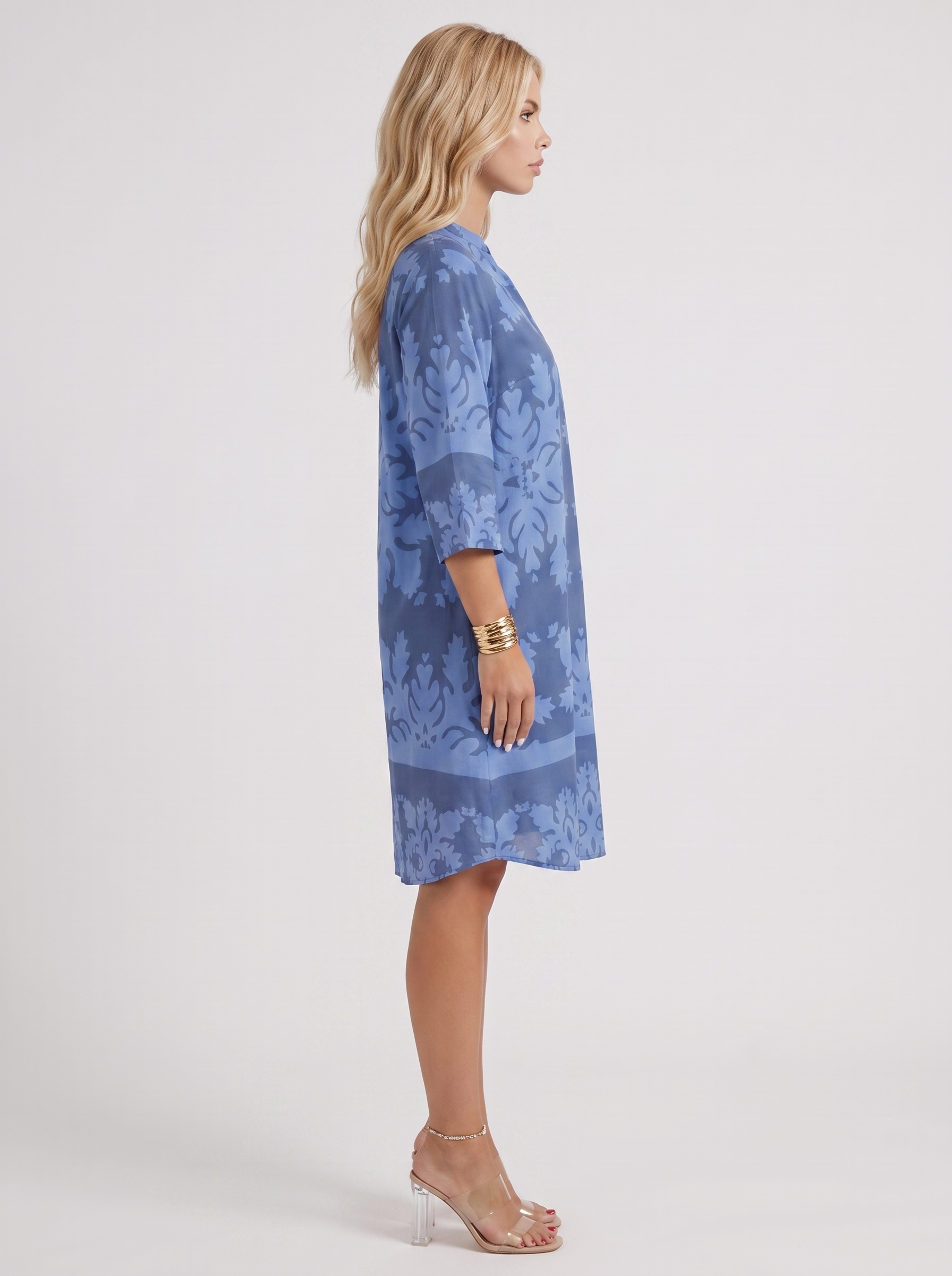 Women blue floral midi dress with v neckline and floral print