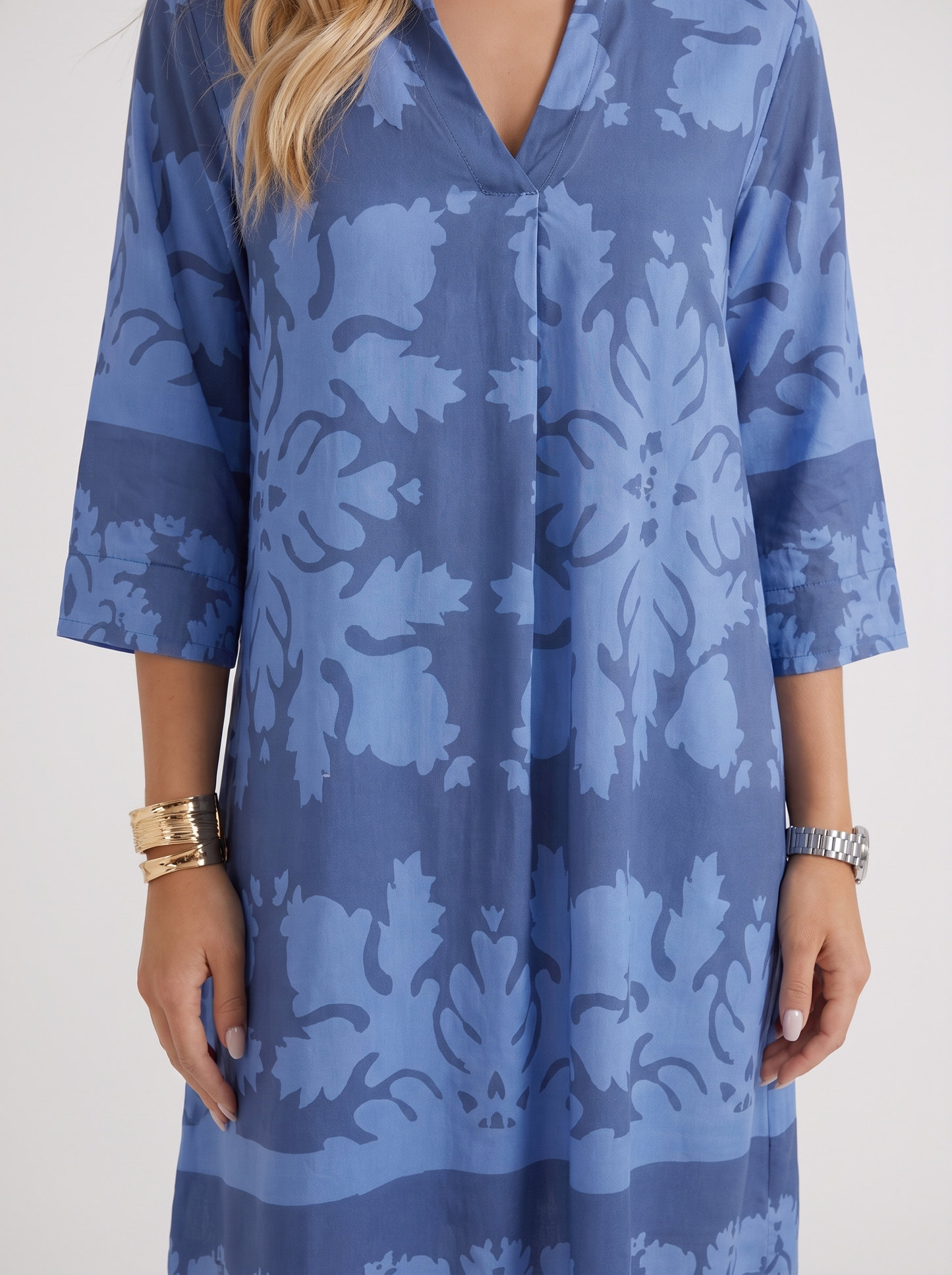 Women blue floral midi dress with v neckline and floral print