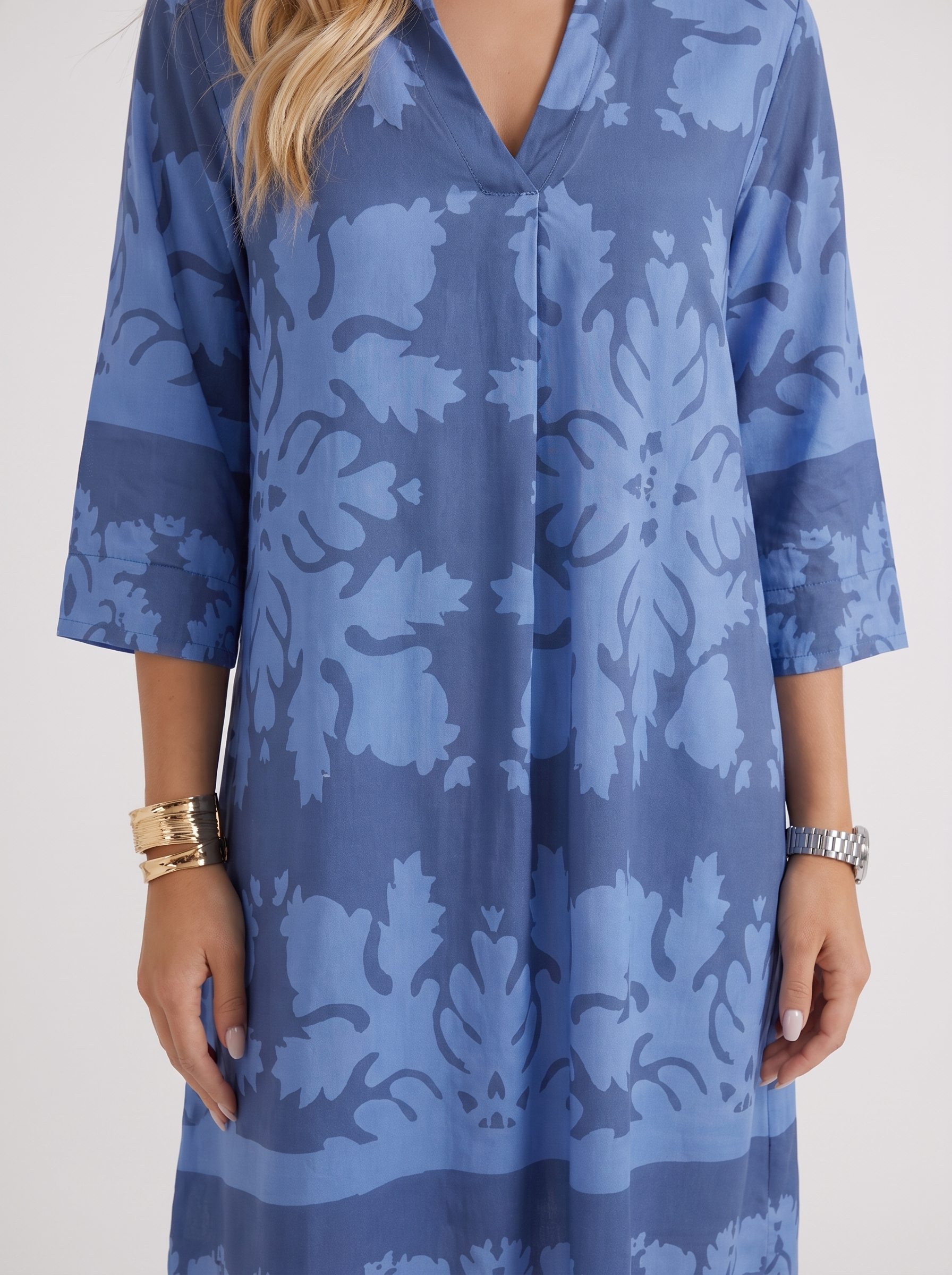 Women blue floral midi dress with v neckline and floral print