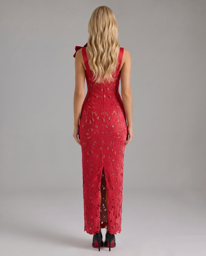 Women red dress, back view