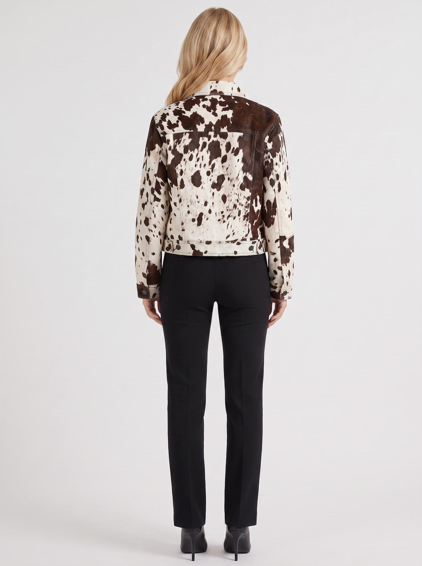 Women's brown spotted jacket with spotted print and hip length hem